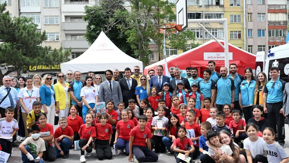 “SAĞLIKLI ÇOCUK, SAĞLIKLI GELECEK” PROJESİ HAYATA GEÇTİ
