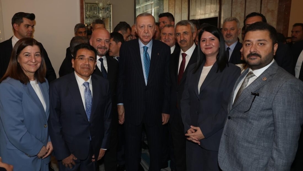 KIRKPINAR HEYETİNDEN DEVLET ERKÂNINA ‘KIRMIZI DİPLİ MUMLA’ DAVET