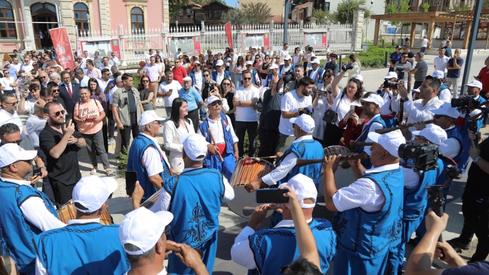 BİTMEYEN GÜREŞİN DEVAM EDEN EFSANESİ: KIRKPINAR 664. KEZ BAŞLADI