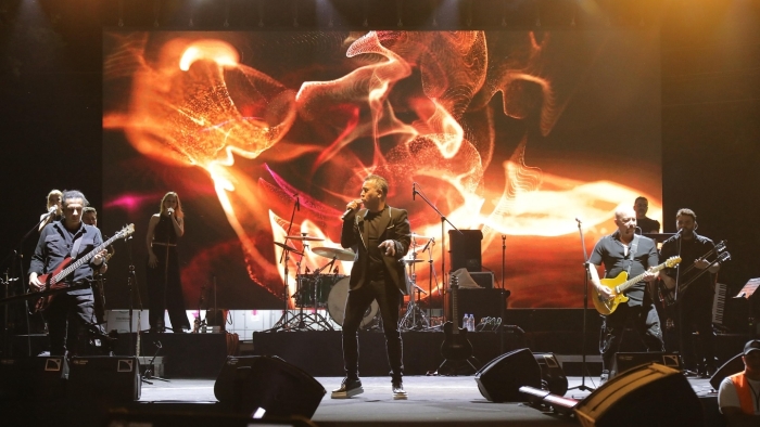 HALUK LEVENT EDİRNELİLERE UNUTULMAZ BİR GECE YAŞATTI