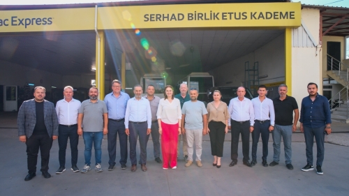 AK PARTİ HEYETİNDEN ETUS’A ‘HAYIRLI OLSUN’ ZİYARETİ