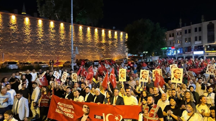 CHP’DEN ‘CUMHURİYET VE DEMOKRASİ YÜRÜYÜŞÜ’