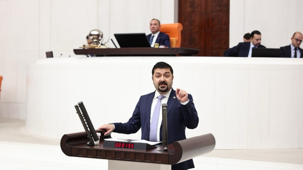 CHP’Lİ BARAN YAZGAN: “BAKANLIK GÖZLERİNİ KAPATMIŞ”