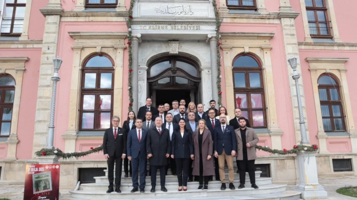 ÜMİT ÖZDAĞ, GENCAN’I MAKAMINDA ZİYARET ETTİ