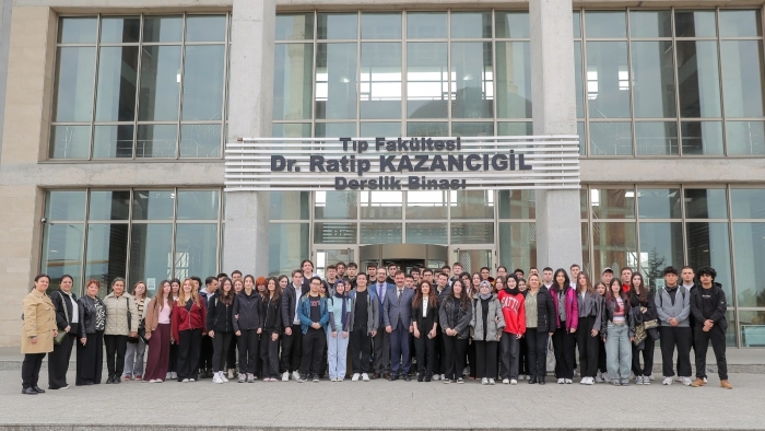GELECEĞE İLK ADIM PROJESİYLE ADAY ÖĞRENCİLER TRAKYA ÜNİVERSİTESİ’Nİ YAKINDAN TANIYOR