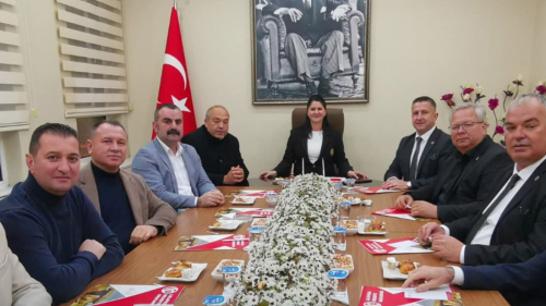 CHP'Lİ BAŞKANLARDAN ORTAK AÇIKLAMA: "ÖZGÜR ÖZEL'İN YANINDAYIZ"
