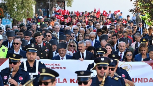 GAZİLER GÜNÜNDE ‘GAZİLERİMİZLE OMUZ OMUZA’