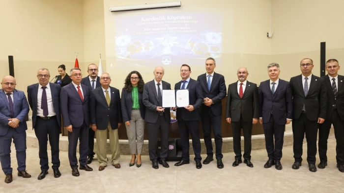 TRAKYA ÜNİVERSİTESİ BULGARİSTAN BURGAZ’DAKİ ÇOCUK HASTANESİYLE İMZALADIĞI PROTOKOLLE “KARDEŞLİK KÖPRÜLERİ” SAĞLIK PROJESİNİ GENİŞLETTİ