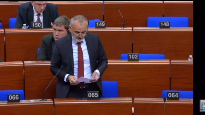 "AKPM’DE GÜNDEM BULGARİSTAN: YOLSUZLUK, YARGI BAĞIMSIZLIĞI VE AZINLIK HAKLARI"