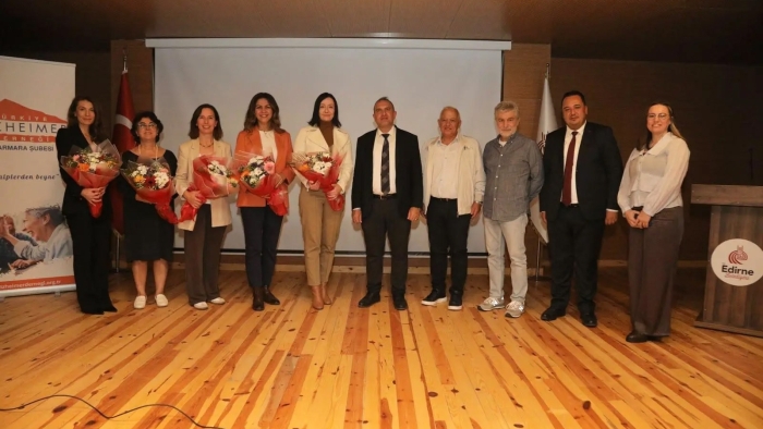 EDİRNE BELEDİYESİ’NDEN ALZHEİMER FARKINDALIĞINA DESTEK