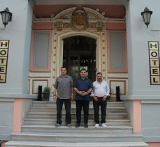 TÜRSAB Başkan Yardımcısı Günaydın’dan Edirne Antik Hotel’e ziyaret