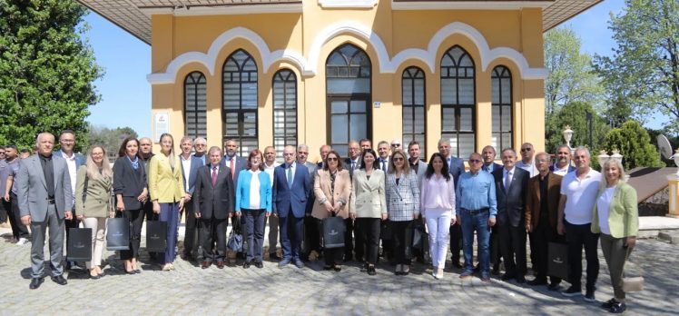 Akın, “Muhtarlarımızın gücü, Edirne’nin gücüdür”