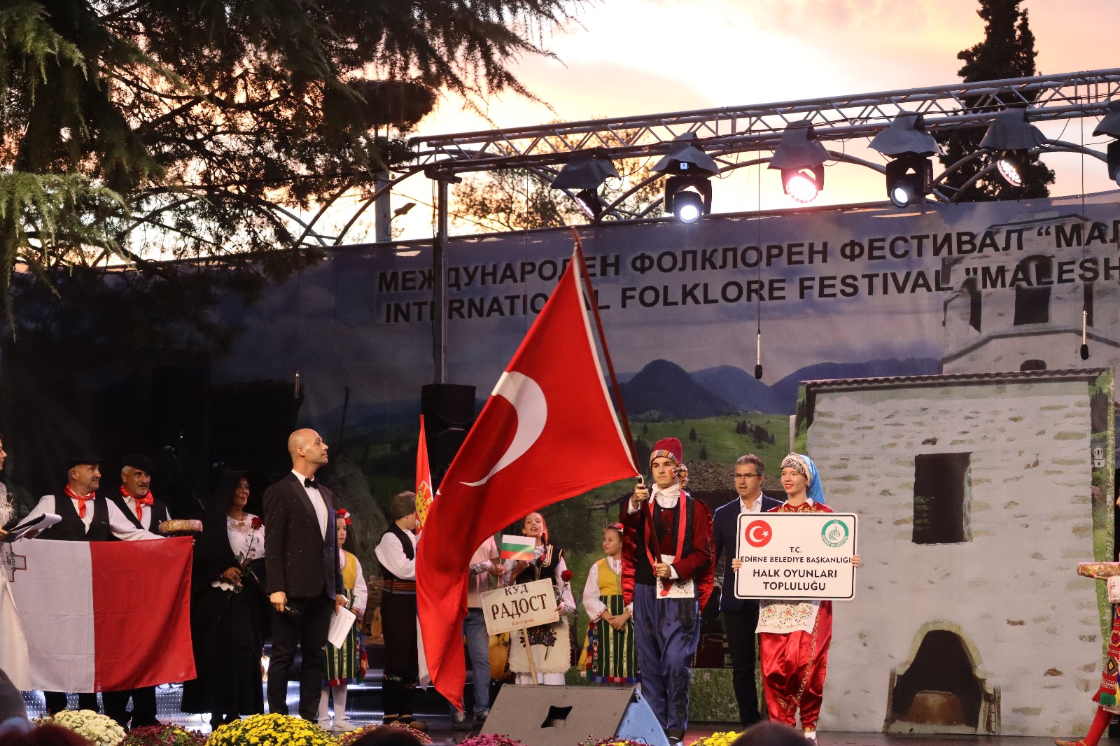 Edirne Belediyesi Halk Oyunları Topluluğundan Uluslararası Birincilik