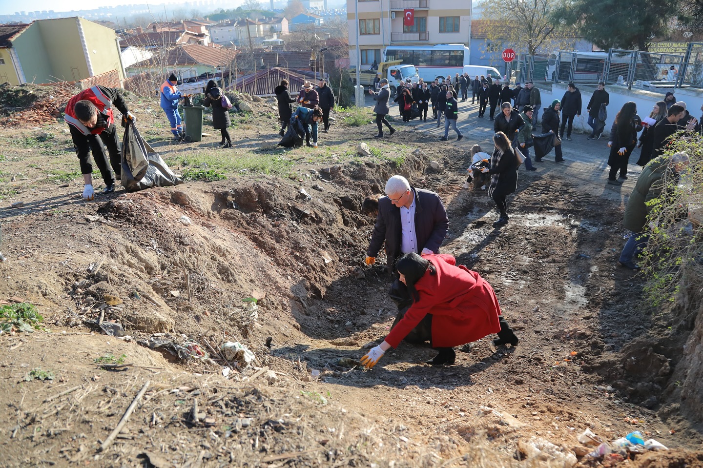 Başkan Gencan Akın’dan “Temizlik seferberliği”